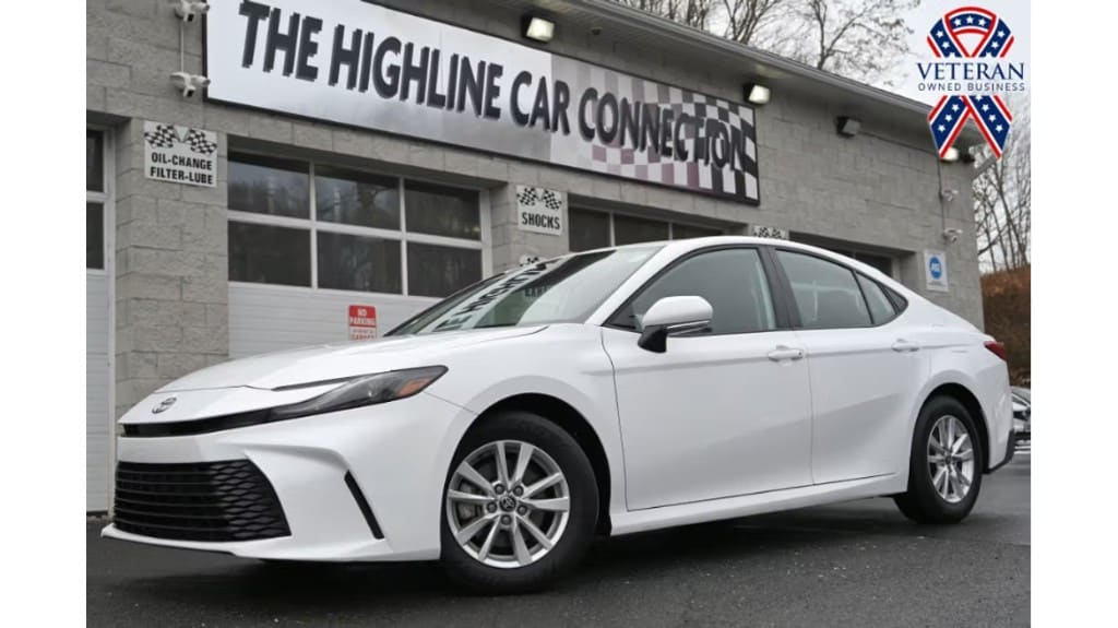 2020 Toyota Camry SE